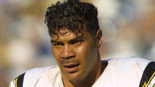 Junior Seau Had Chronic Brain Damage